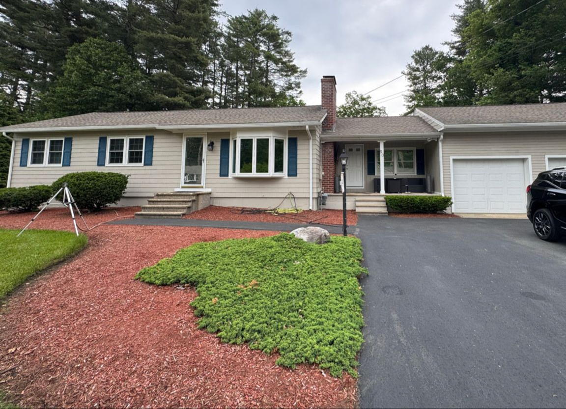 Roofline cleaning and exterior washing in New Hampshire